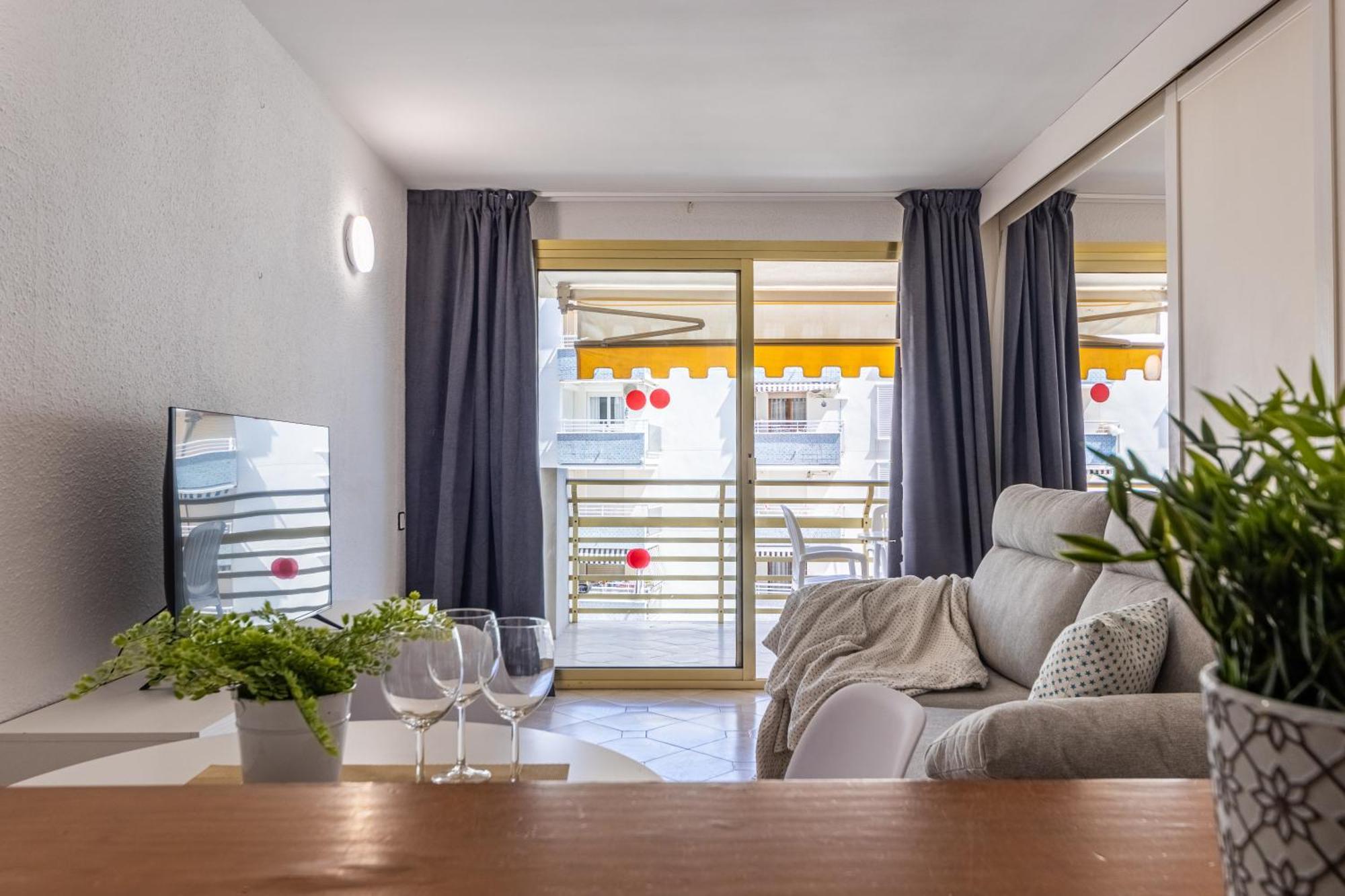 Ferienwohnung Novelty I Arysal 2 Salou Exterior foto